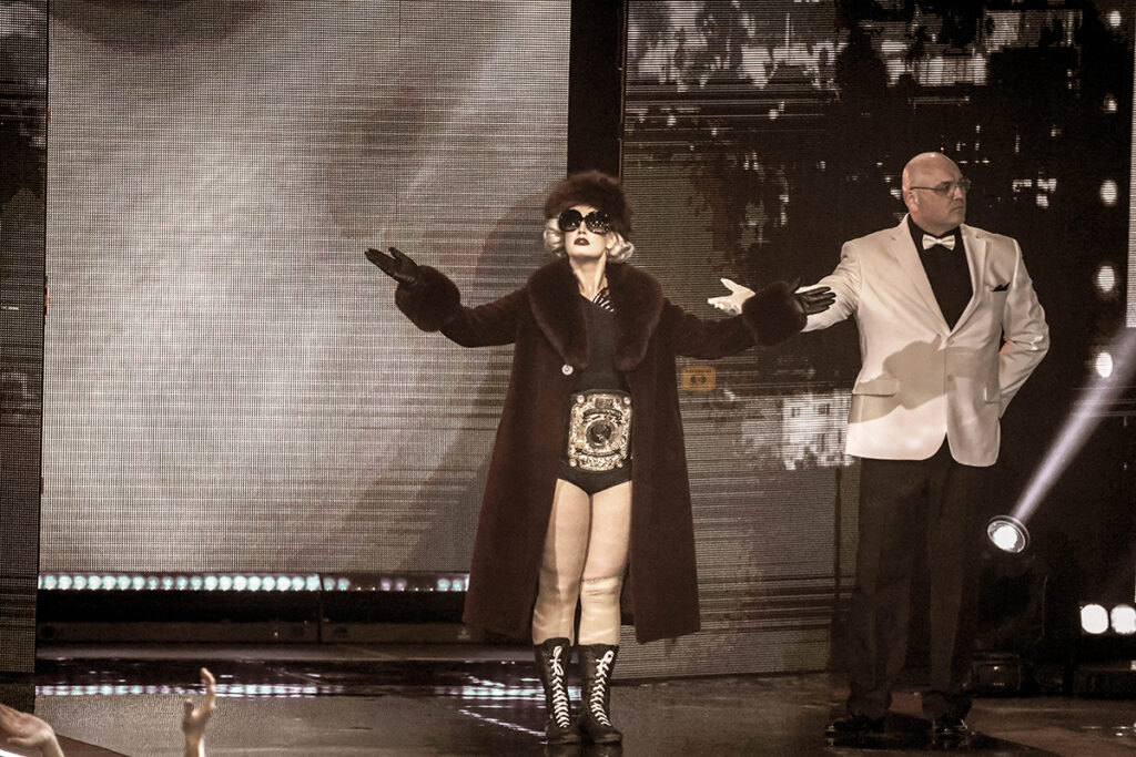Timeless Toni Storm brilló, MJF sufrió pérdidas monumentales