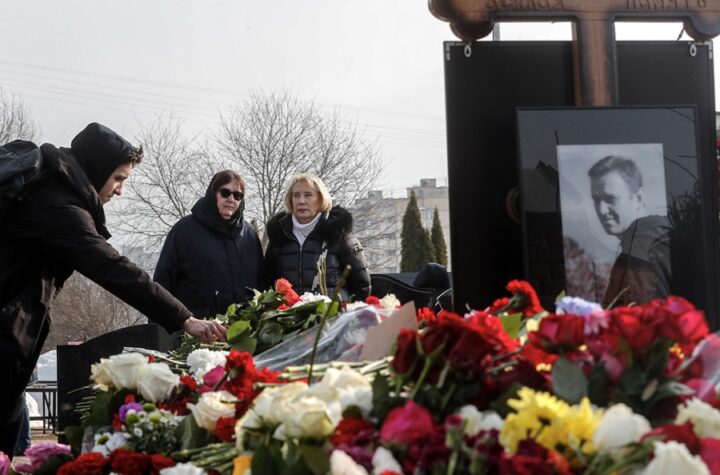 Putin censura exequias de Navalni