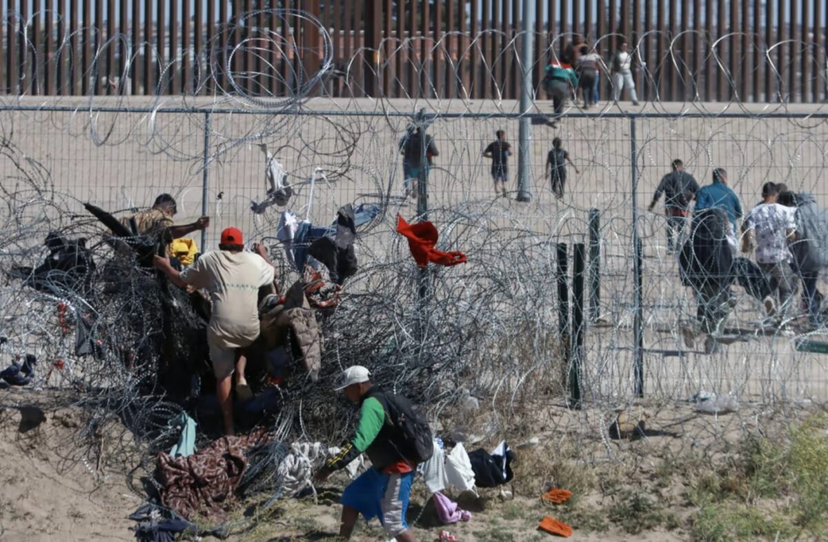 Corte Suprema autoriza a Texas para detener y expulsar a migrantes