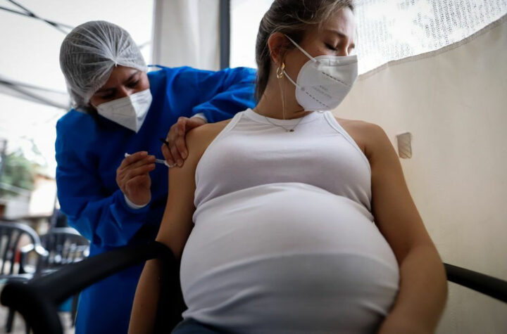 Embarazadas con COVID-19 tienen probabilidad de parto prematuro