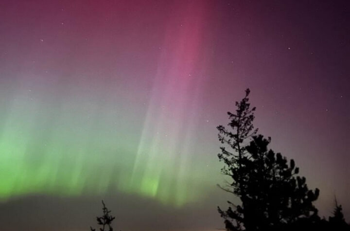 Aurora borealis Captured in Boulder and Colorado Springs Aurora Boreal captada en Boulder y Colorado Springs
