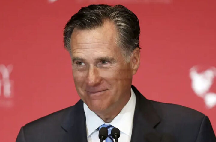 Romney elogia su decisión