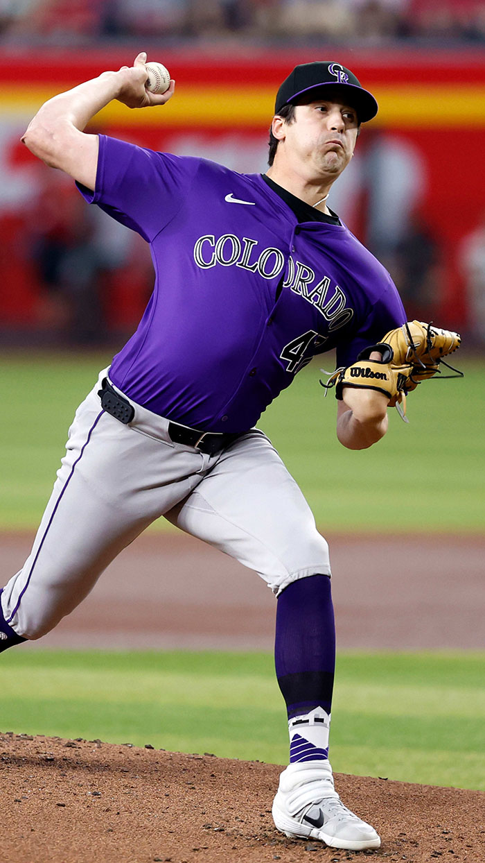 Rockies inician julio con buen pie gracias al pitcheo abridor