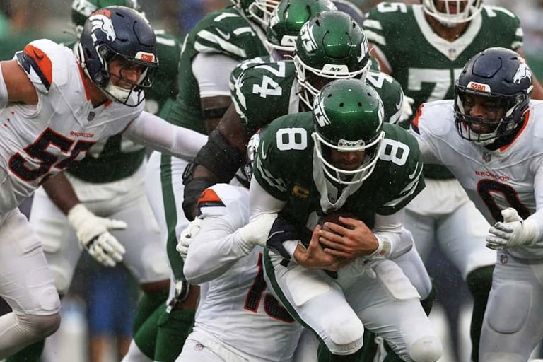 Broncos sorprenden con victoria ante Jets