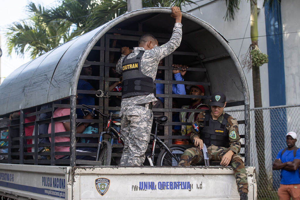 República Dominicana deporta 10 mil haitianos por semana