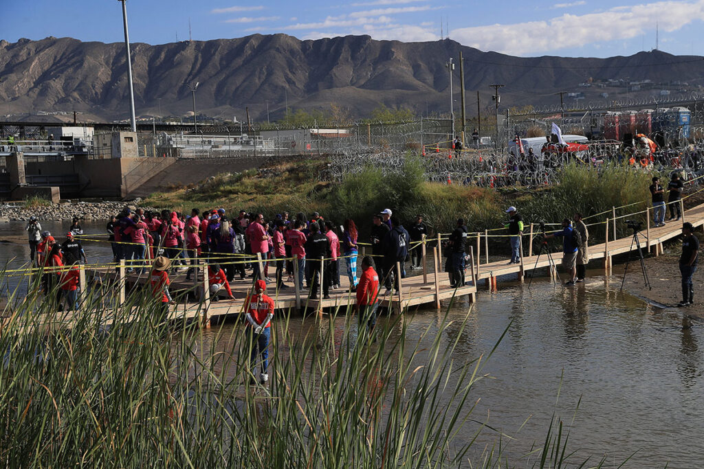 Firman en Chihuahua acuerdo sobre agua del Río Bravo