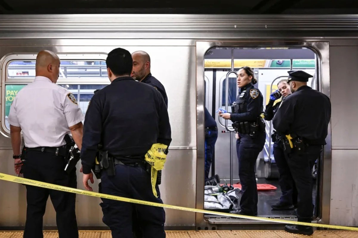 Una mujer quemada viva intencionadamente en vagón del metro de Nueva York