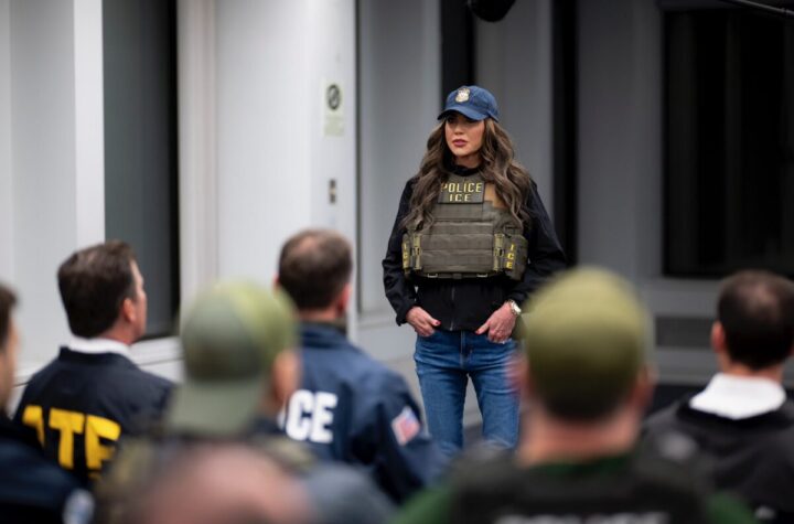 ICE plans major raid in Aurora this Thursday ICE prepara gran redada en Aurora este jueves