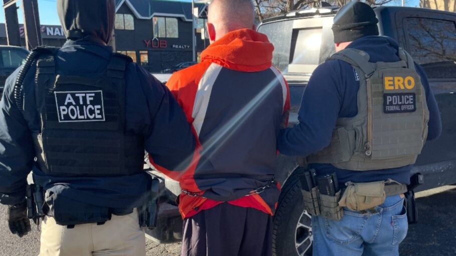 Detienen en Denver a costarricense buscado por fraude