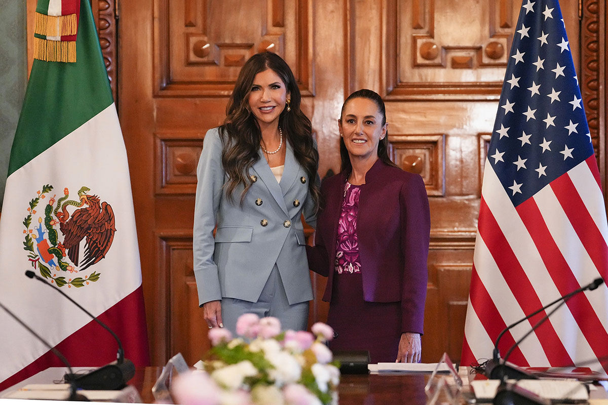 Sheinbaum y Noem cierran acuerdo sobre migración  