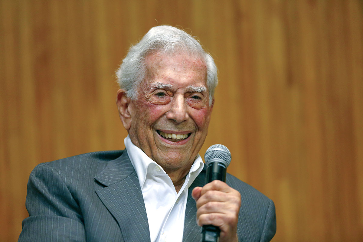 Mario Vargas Llosa fallece en Lima