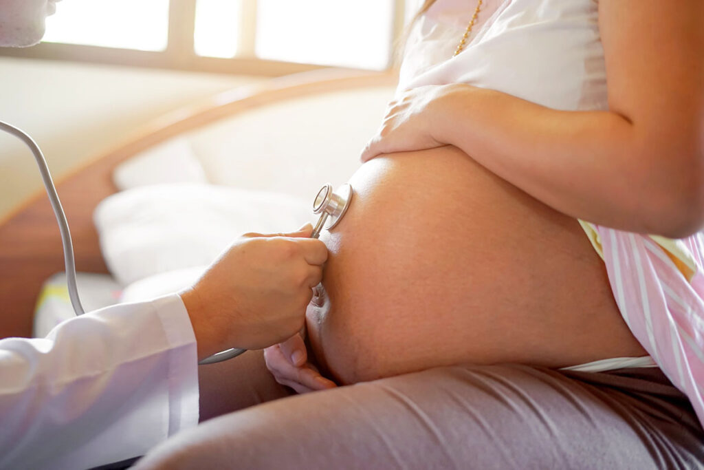 Recortes a Medicaid amenazan cuidado infantil en Colorado