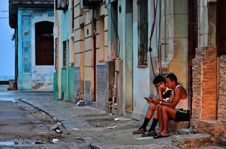 Protestas por apagones  