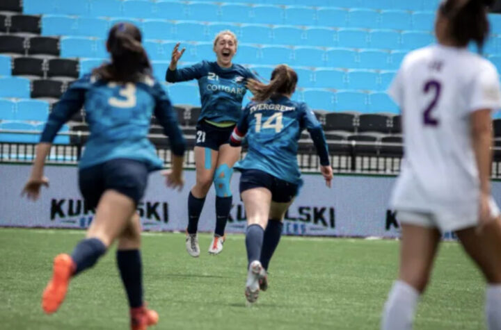 Distrito 49 veta atletas trans  