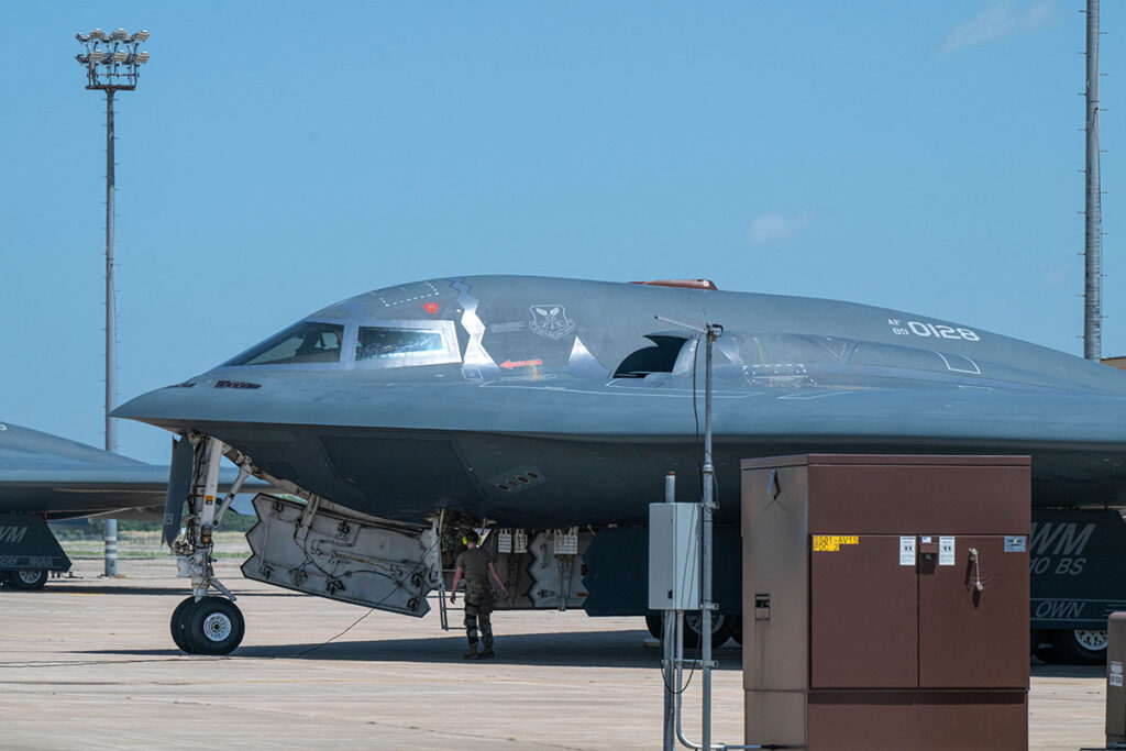 EEUU ejecutó en Irán mayor ataque con B-2 de la historia 