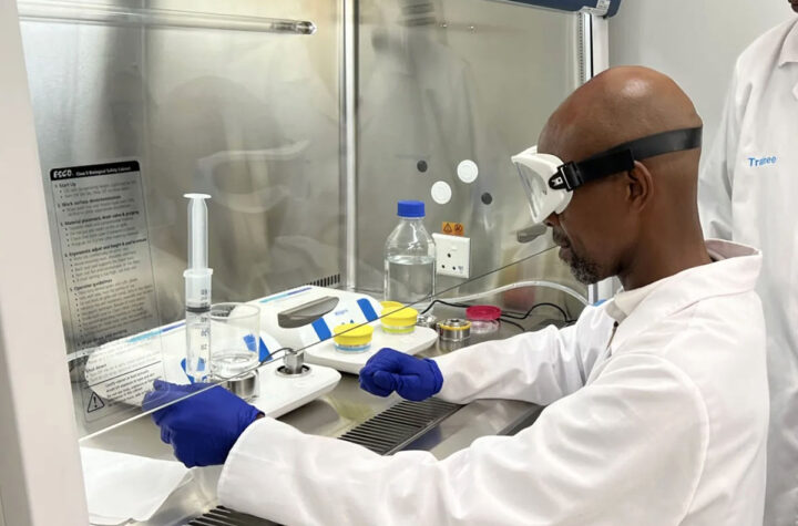 Administración federal recorta fondos para desarrollo de vacunas ARNm 