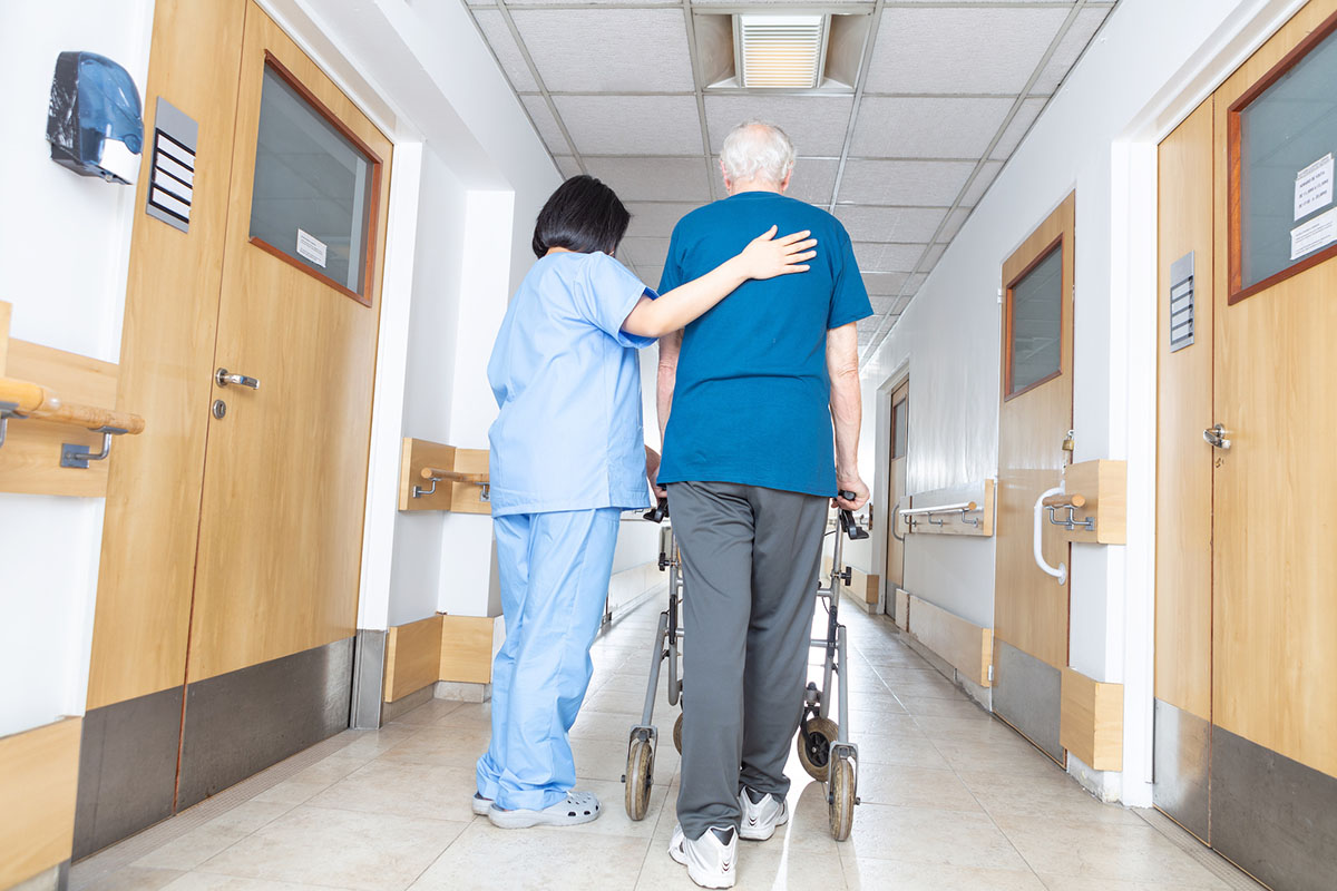 Colorado enfrenta aumentos de hasta 38% en primas de salud en 2026