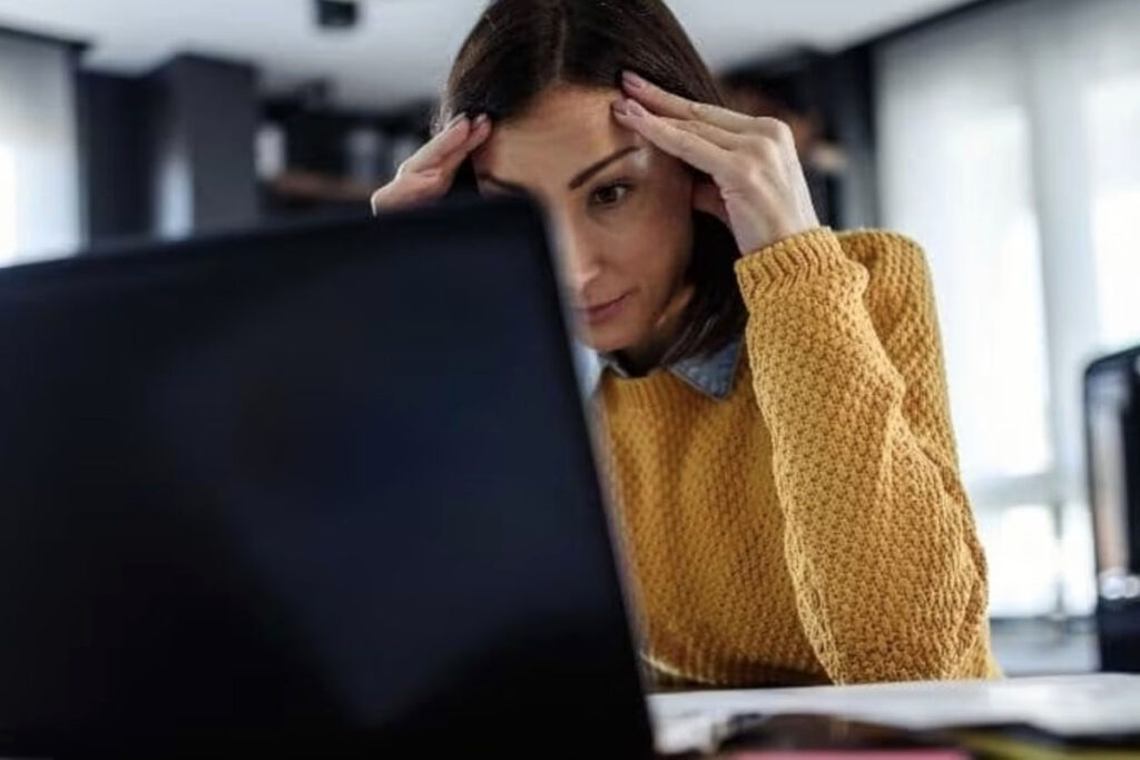 Empresas engañaron a pequeños negocios con cartas falsas 