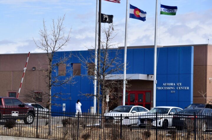 ICE planea abrir seis centros de detención para inmigrantes en Colorado