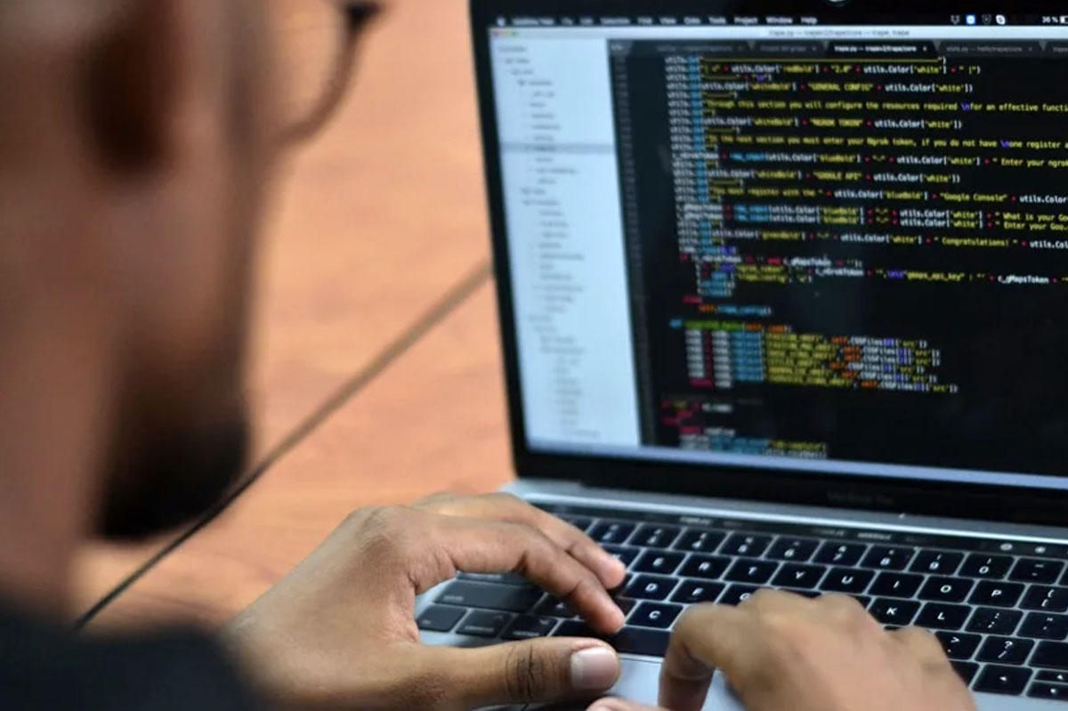Hackers aprovechan falla de Microsoft y atacan agencias de EE.UU.