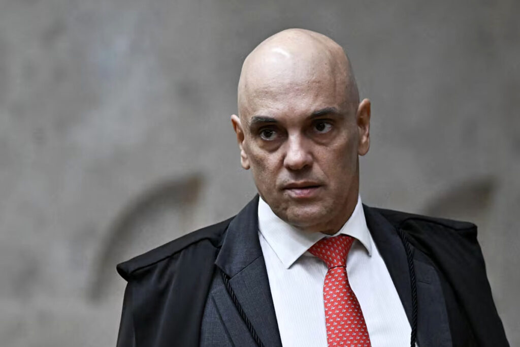 Ignora sanciones de EEUU 