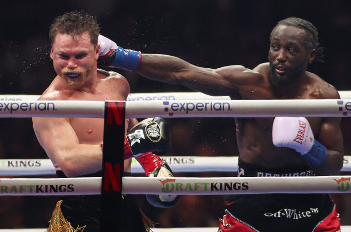 Crawford derrota al “Canelo” 