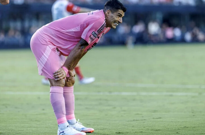 Luis Suárez escupió a técnico del Sounders