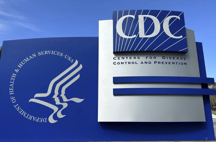 Despiden mil empleados de los CDC  