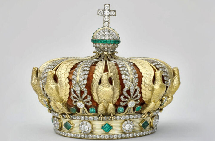 Dos detenidos por robo del Louvre 