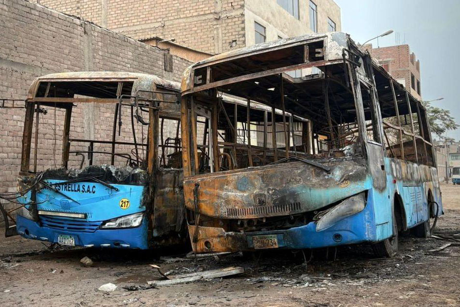 Incendian 18 buses   