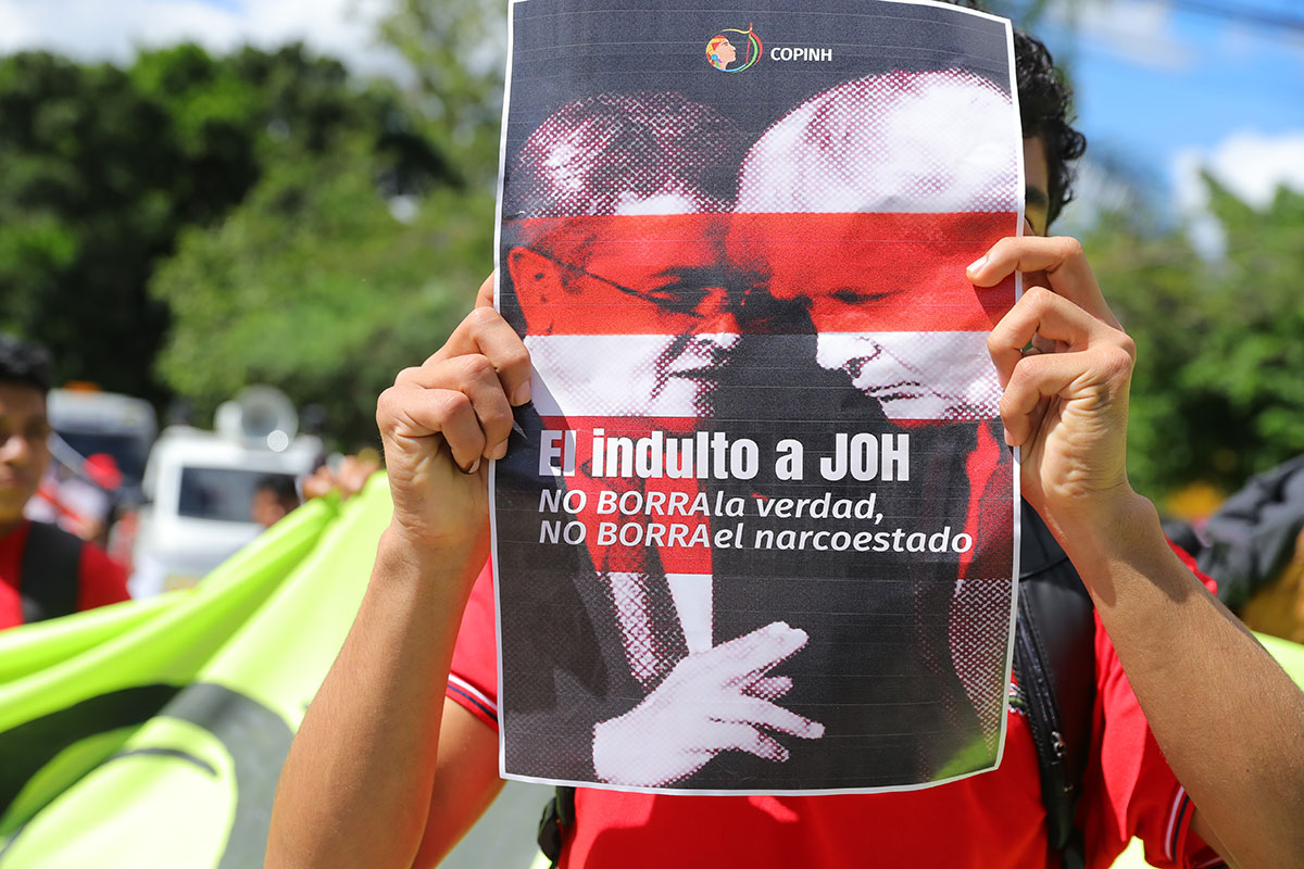 Asfura toma ventaja en Honduras pero sigue conteo