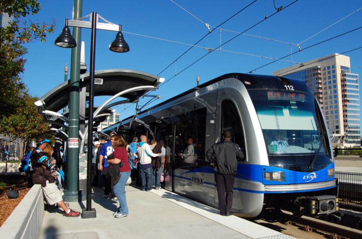 Apuñalamiento en tren  