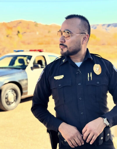 El Sargento Cornejo ahora canta y amplía su influencia 