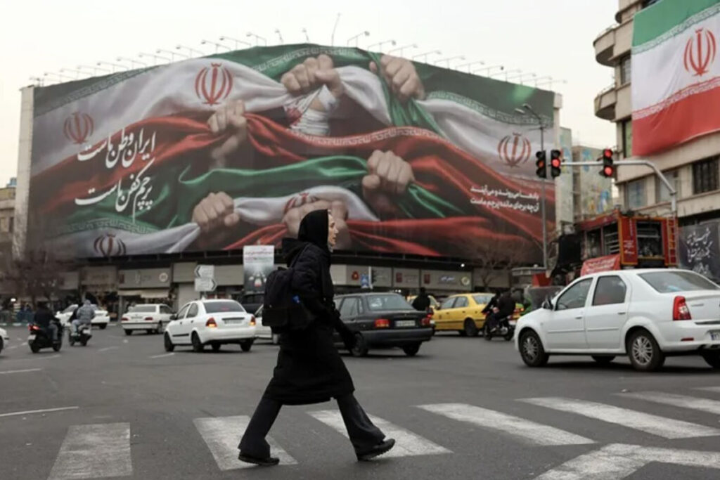 Irán confirma negociaciones con EE.UU.  