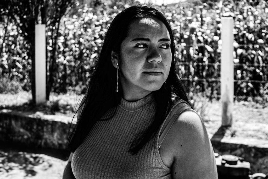 Searching for Peace While Holding Everything Together  Buscando la paz mientras sostengo mi familia y mi negocio 