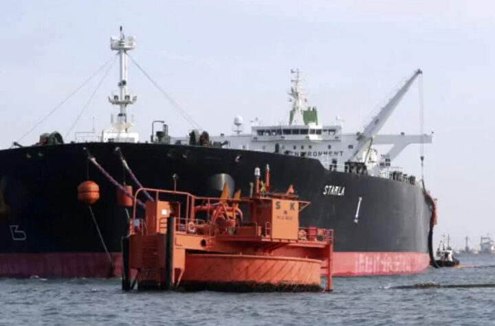 Autorizan cargueros para Cuba 