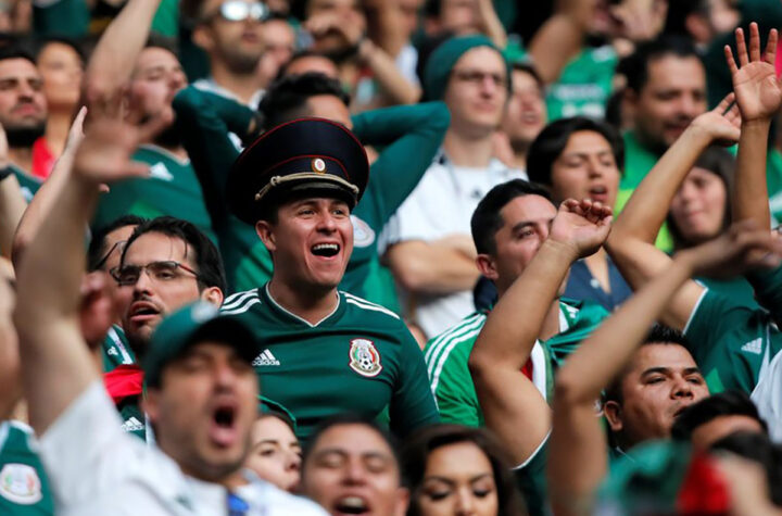 Regresó canto homofóbico