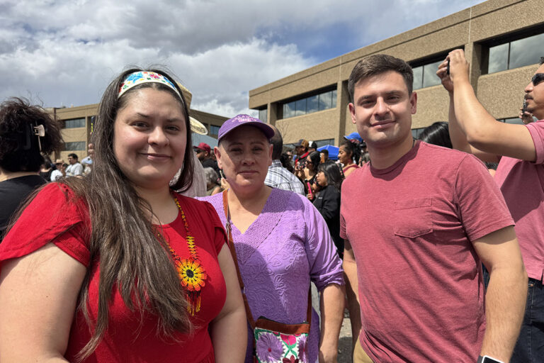 Oaxaqueños en Colorado recaban fondos