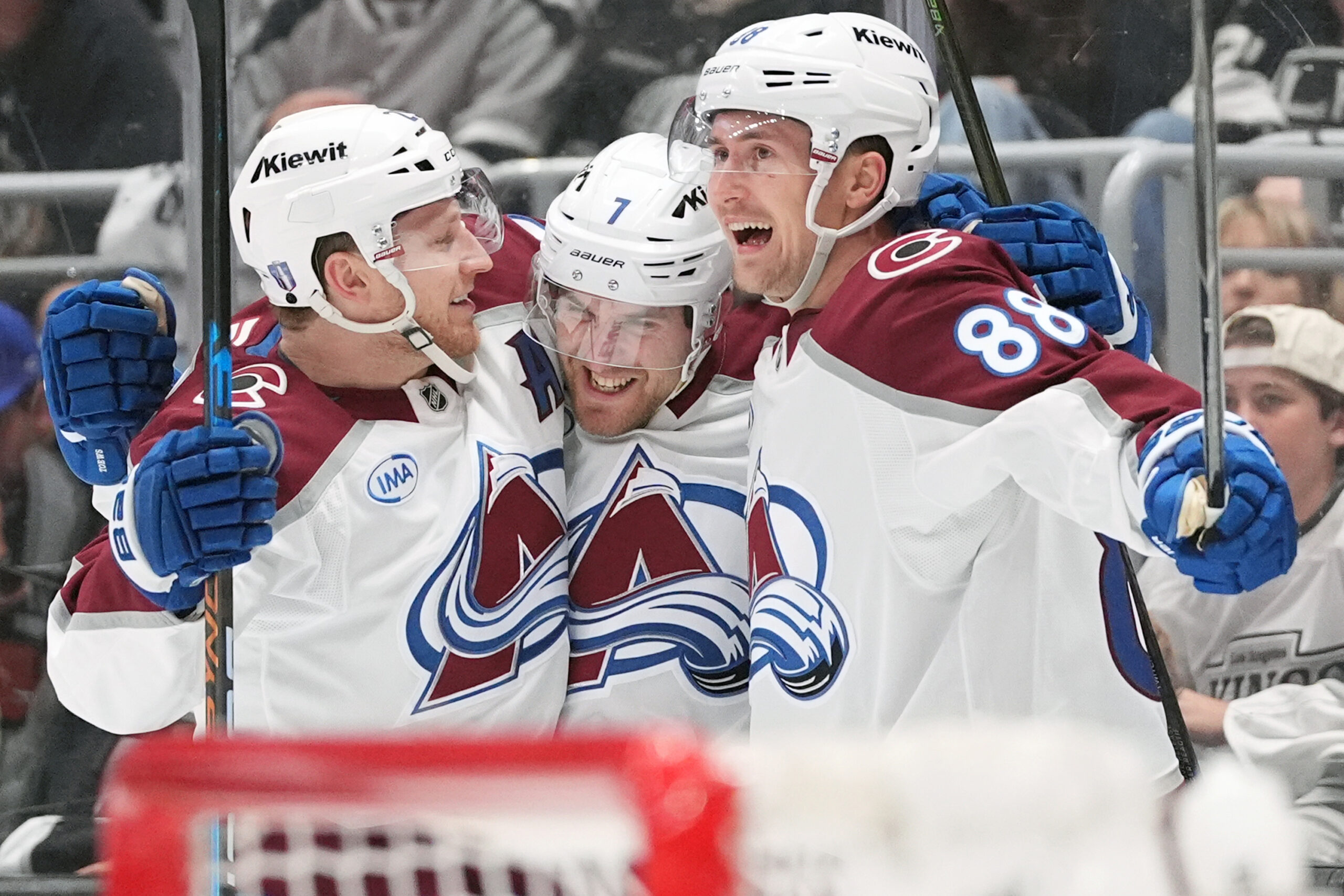 Avalanche barrió con Kings - El Comercio de Colorado