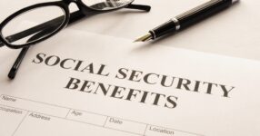 Colapsa acceso al Seguro Social en Colorado tras recortes de DOGE