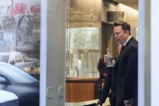 Elon Musk demanda a Colorado para frenar ley de AI