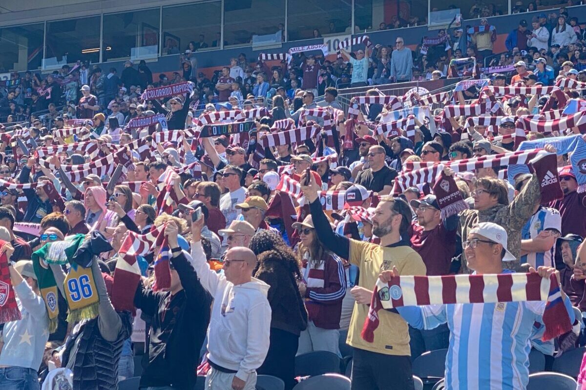 ¿Por qué nos quedamos en la banca?