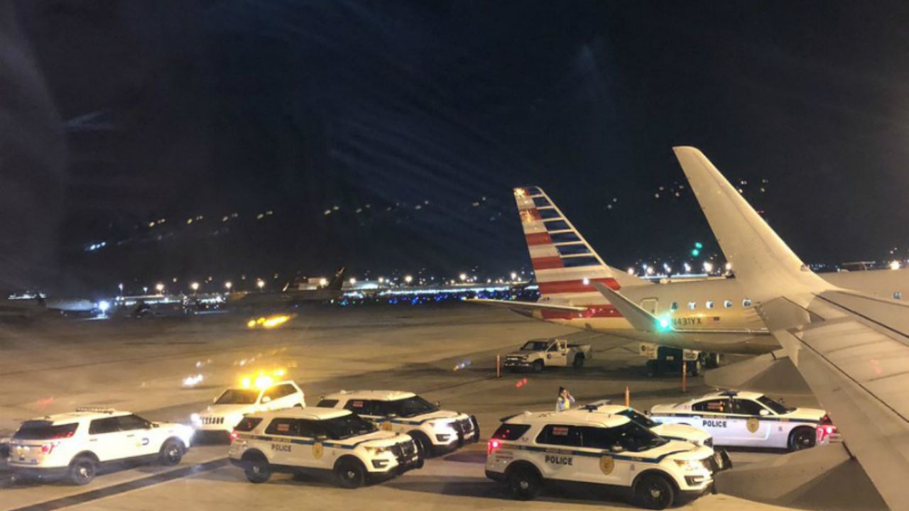 Falsa amenaza de bomba obliga a evacuar avión de United en Denver