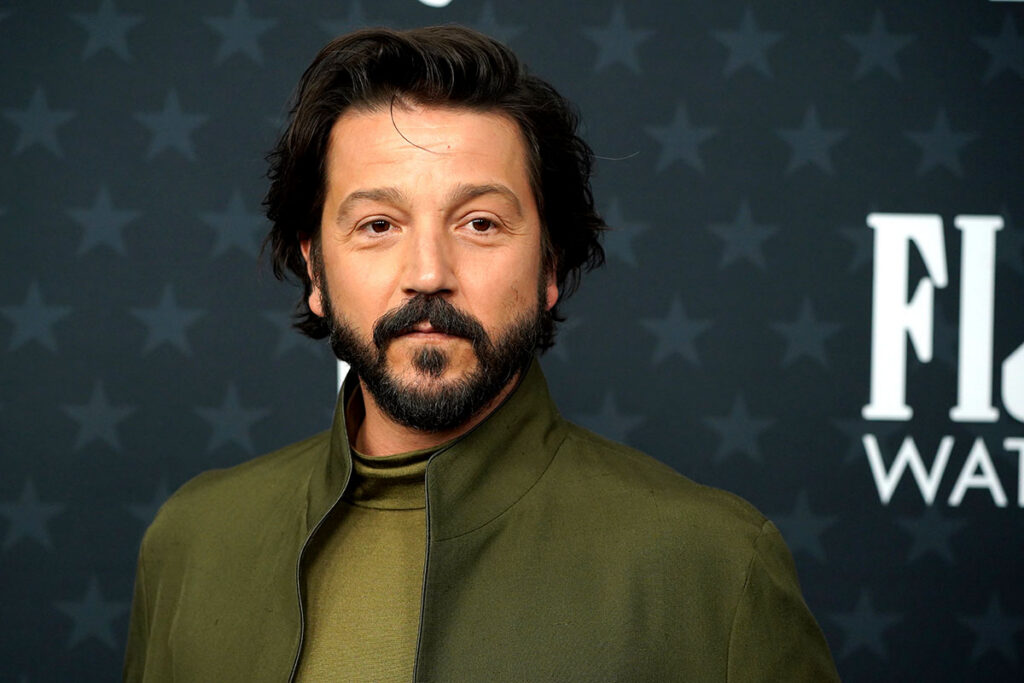 Diego Luna conquista Cannes y Britney sigue en problemas  