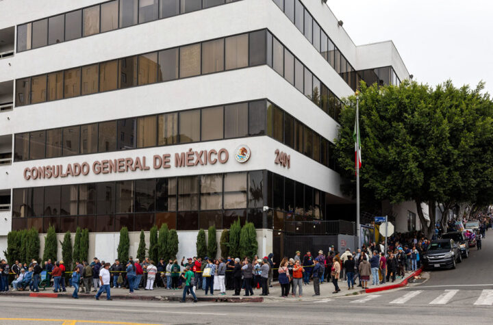 México minimiza tensión con EE.UU. por revisión de consulados 