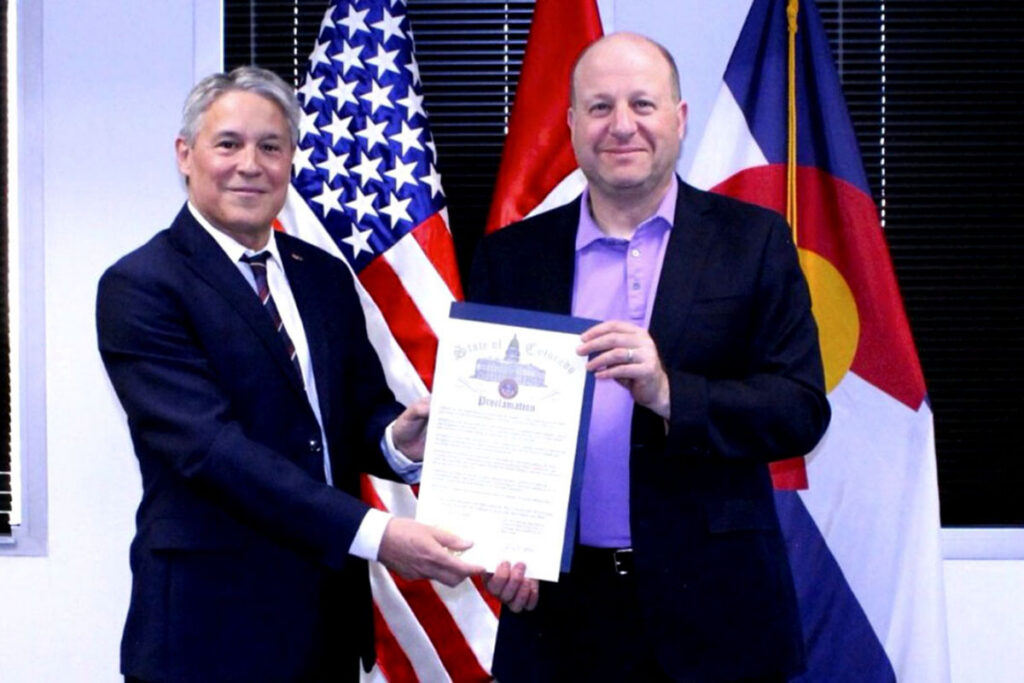 Colorado rinde homenaje a los 200 años de amistad entre Perú y EEUU