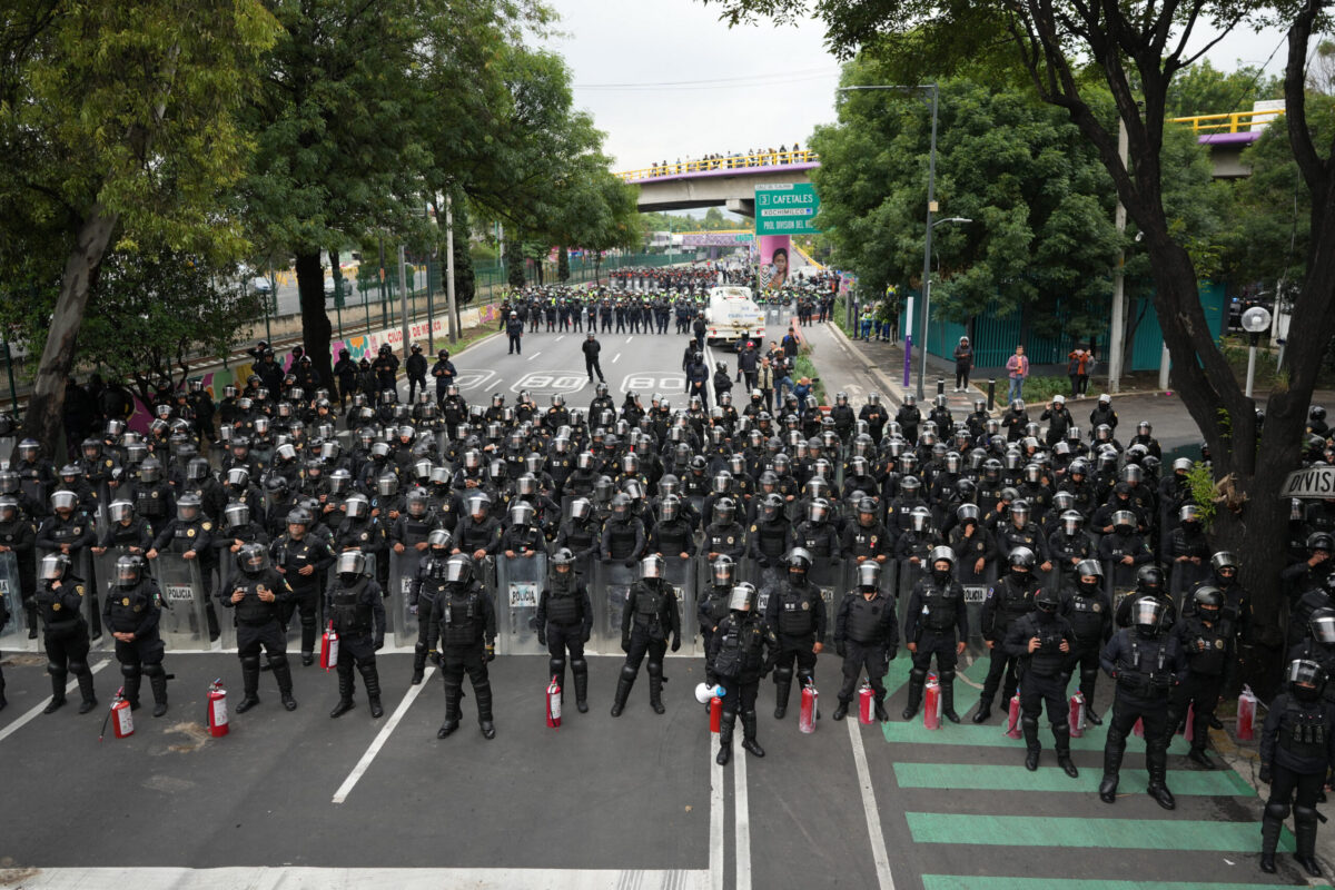 Protestas amenazan con enturbiar Copa Mundial en México
