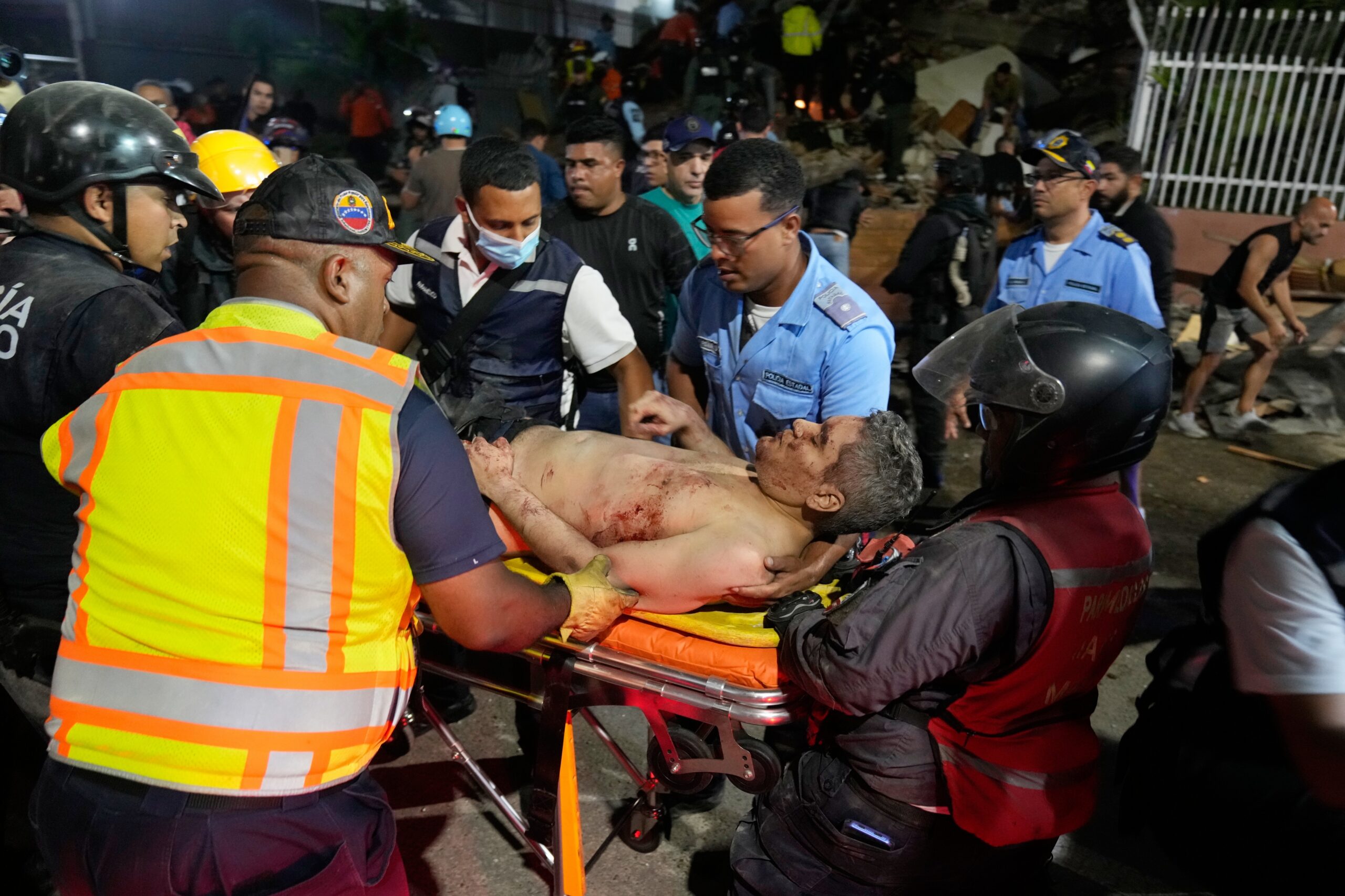 Cierran Aeropuerto Internacional Simón Bolivar por graves daños por terremoto