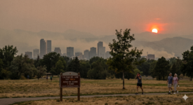 Autoridades de Colorado alertan por mala calidad del aire en verano