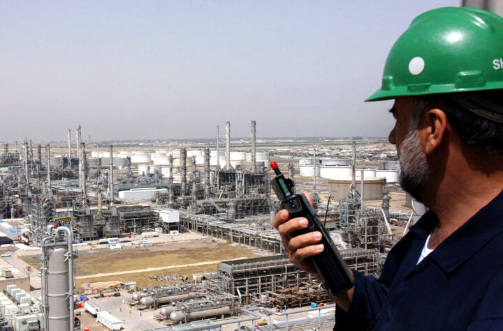 Países de la OPEP+ acuerdan aumentar producción en agosto